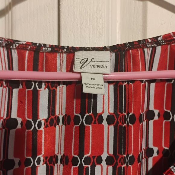 Venezia Red and Black Patterned Blouse - Picture 4 of 12